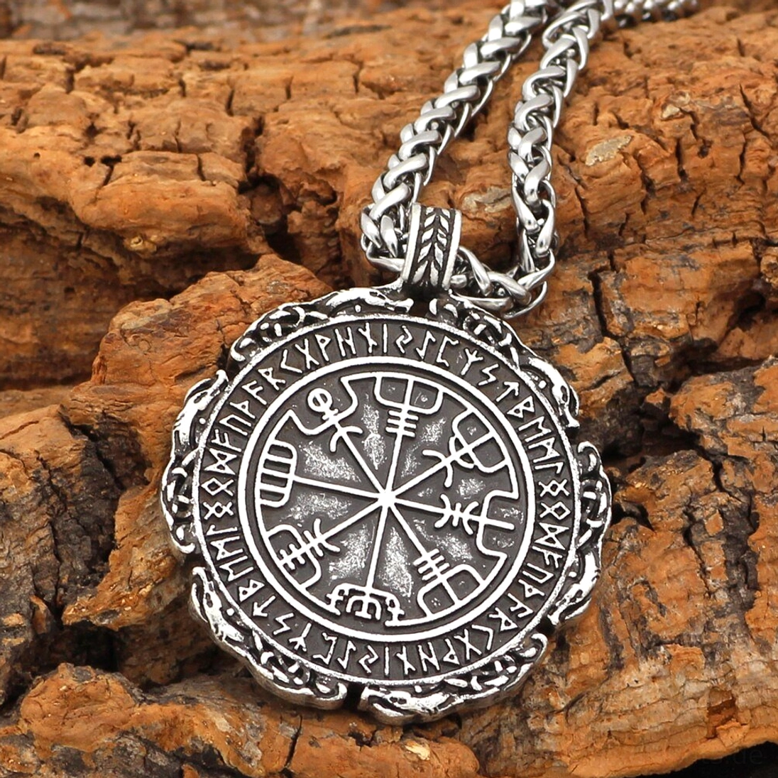 Alternative Ansicht des Wikinger Anhänger Vegvisir mit Runen
