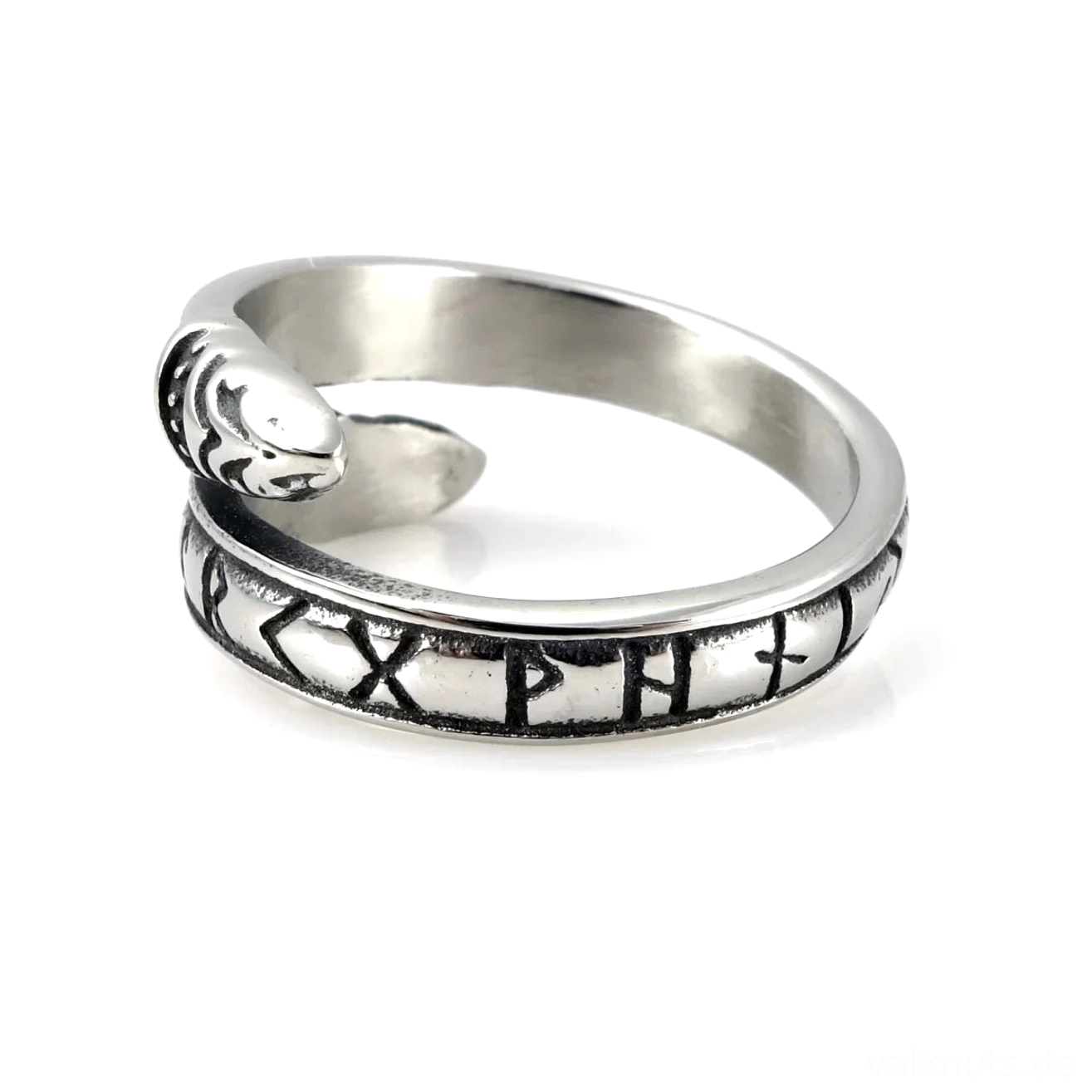 Detailansicht der Schlangenköpfe am Jörmungandr Wikinger Ring aus Sterlingsilber