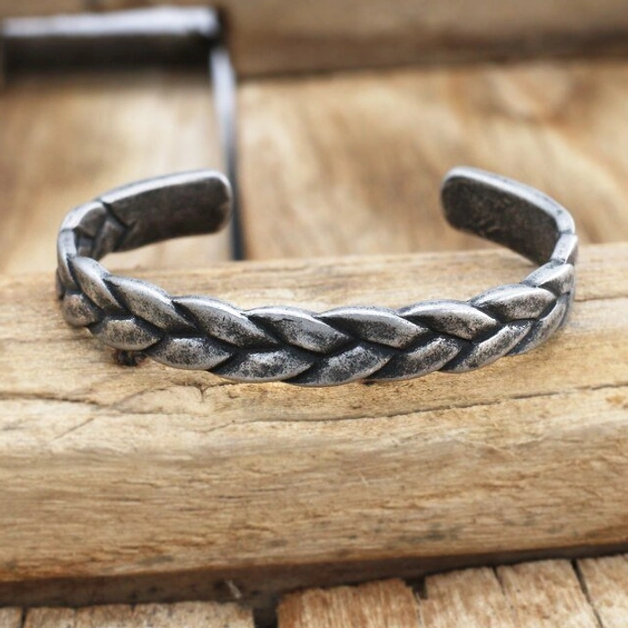 Geflochtener Wikinger Armreif aus Edelstahl Vintage Antik Finish