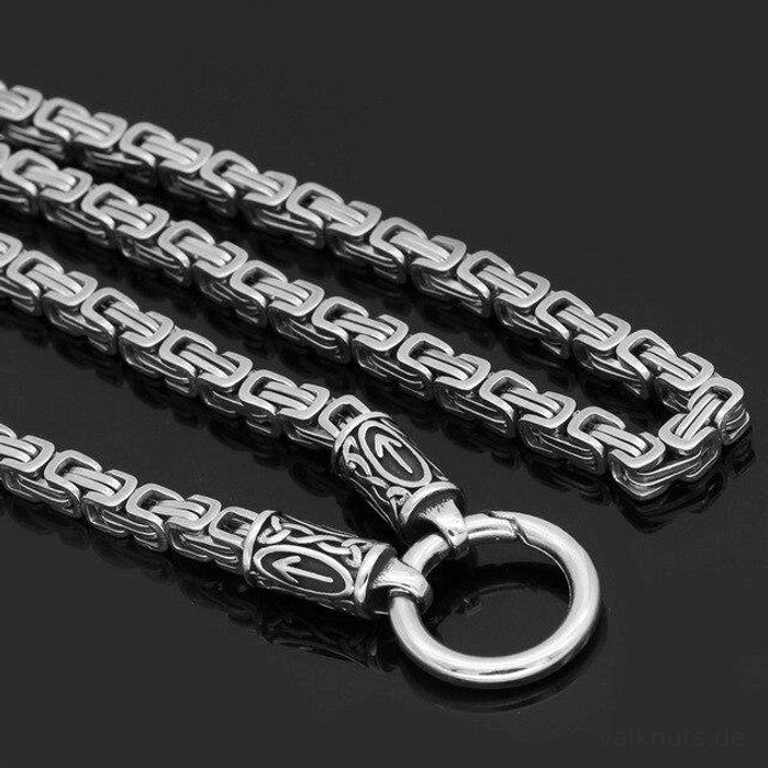 Gesamtansicht Wikinger Koenigskette mit Runen und Amuletten aus Edelstahl