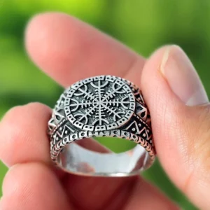 Handgefertigter Wikinger Aegishjalmur Ring als nordisches Amulett