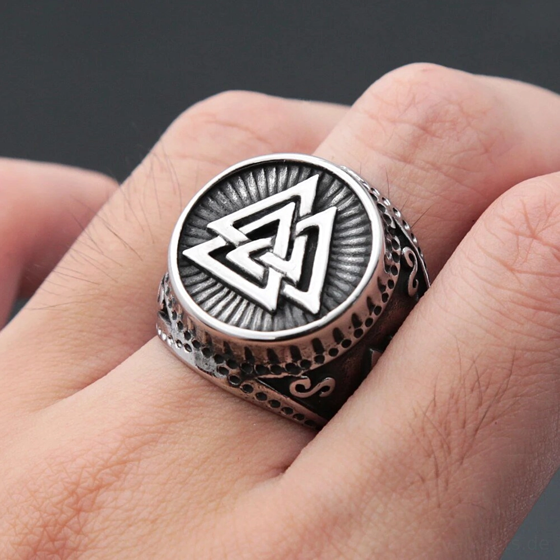 Herren Wikinger Ring 316L Edelstahl mit Valknut Odin Symbol als Biker Amulett