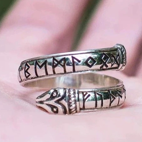Ouroboros Wikinger Ring mit Runen aus Sterlingsilber von Nordmann