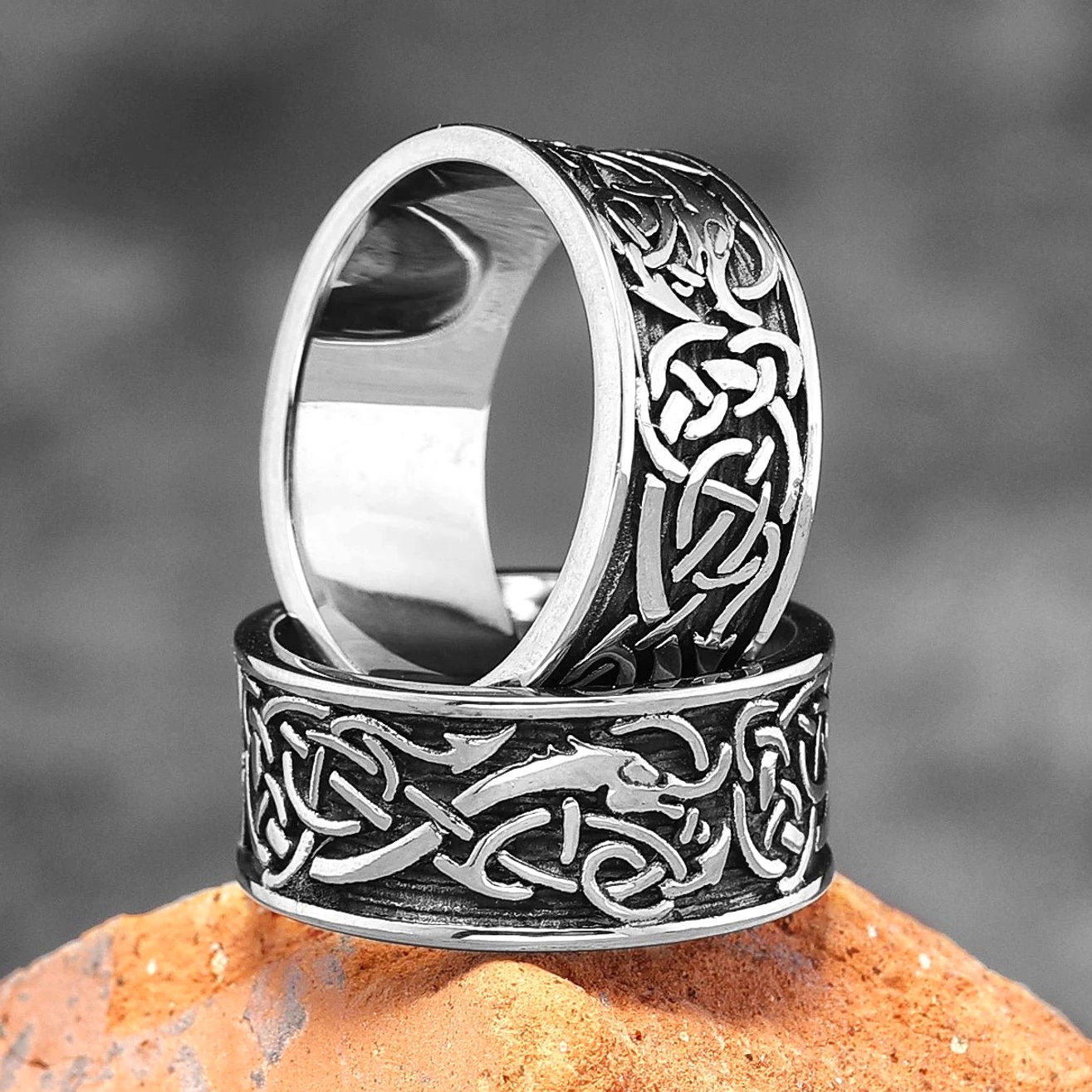 Punk Wikinger Ring Jormungandr fuer Biker und nordische Mythologie Fans