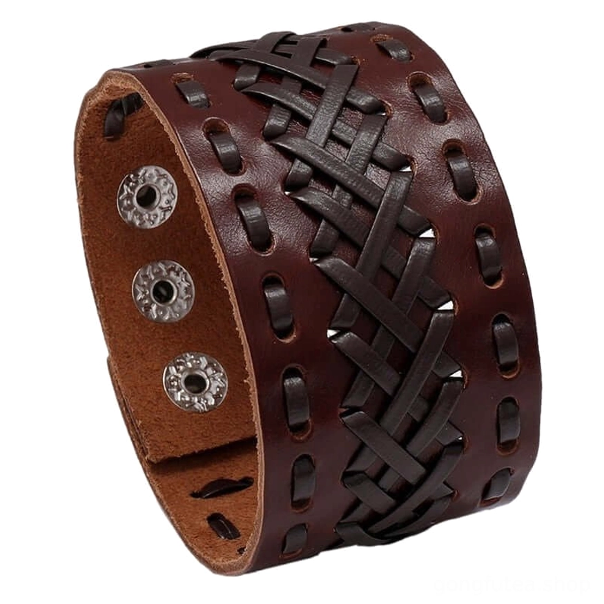Robustes Wikinger Armband aus Leder fuer Alltag und Freizeit