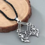 Runen Kette Othala Ahnen-Rune mit Wolfsköpfen von Wikinger