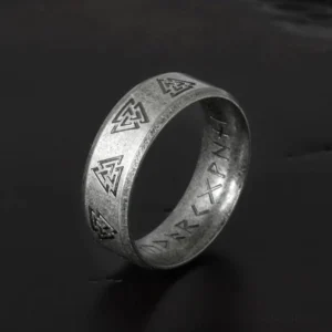 silbergrau authentischer wikinger ring mit valknut und runen aus edelstahl