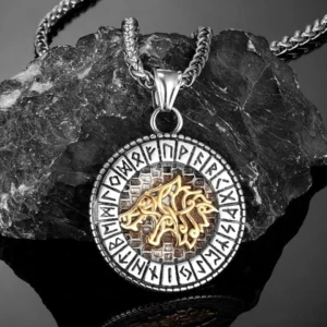 Wolf Kette Wikinger, silberne Variante mit nordischem Wolfskopf und Runen Kreis aus Edelstahl