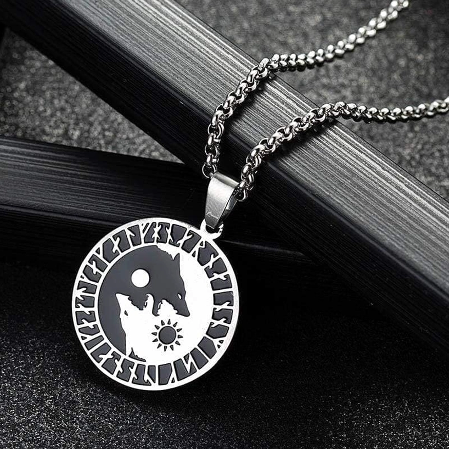 Skoll und Hati Wolf Kette mit Runenkreis aus Edelstahl, Wikinger Schmuck