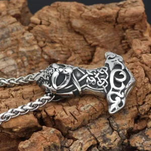 Detailansicht Thors Hammer Kette Einherjar Wikinger Anhänger