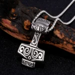 Thors Hammer Kette mit keltischen Gravuren aus Edelstahl, Wikinger Schmuck