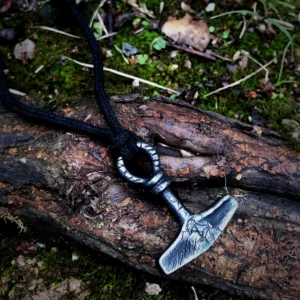 Mjölnir Anhänger Thors Hammer Kette mit authentischer antiker Patina