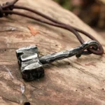 Thors Hammer Kette an rustikalem Lederband, Wikinger Mjölnir Pendant