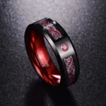 Valhalla Wikinger Ring aus Wolframkarbid, schwarz rot mit rotem Stein Nahaufnahme