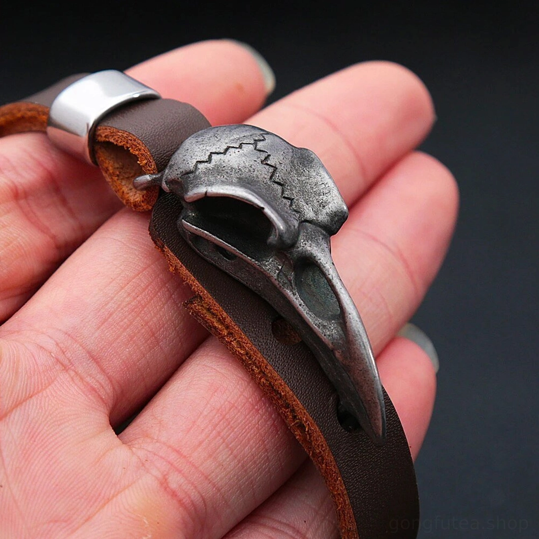 Verstellbares Wikinger Armband für Männer mit Rabenschädel