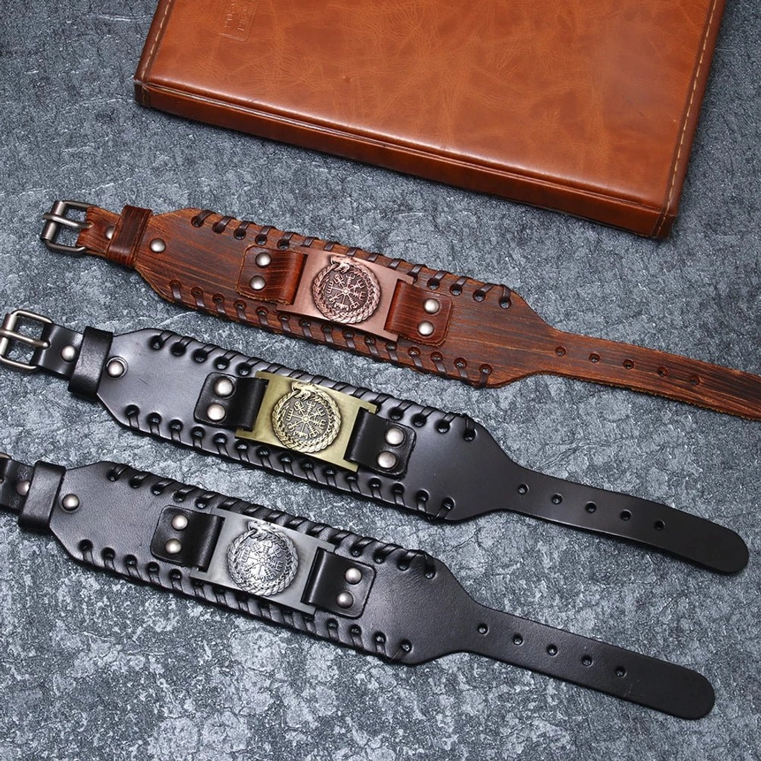Vintage Wikinger Armband aus Leder mit Jörmungandr Weltschlange und Vegvisir