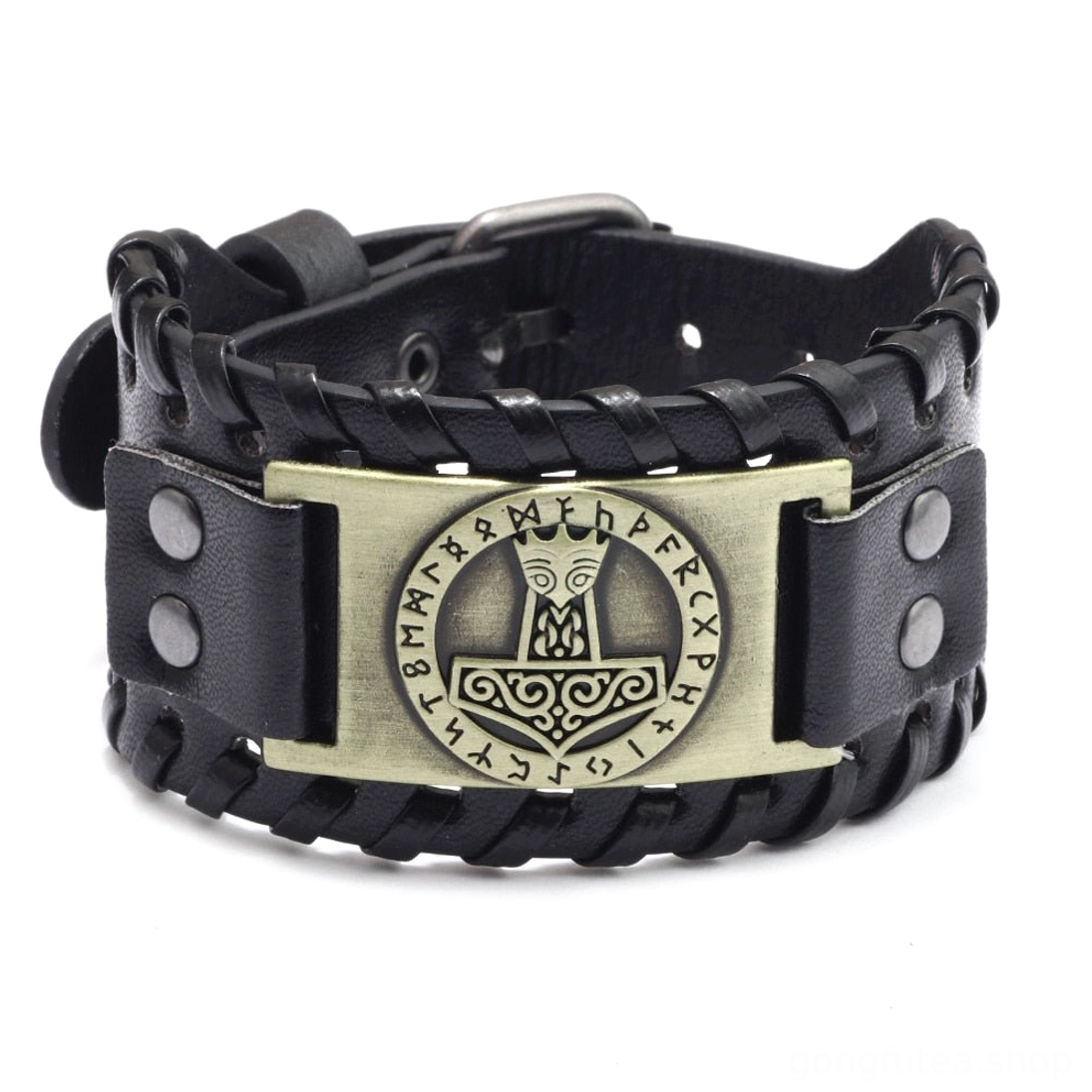 Vorderseite des Wikinger Armbands mit Mjölnir und Runen Gravur