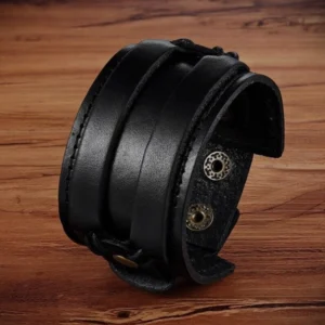 Wikinger Armband Berserker Ulfhednar aus braunem Leder, massive Wikinger Lederarmband Ansicht