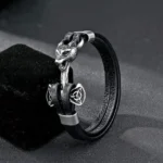 Wikinger Armband aus Leder mit silbernem Fenrir Wolfskopf