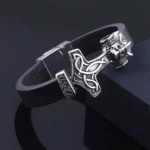 Wikinger Armband mit Thorshammer Mjölnir aus Leder und Edelstahl, nordisches Wikingerschmuck