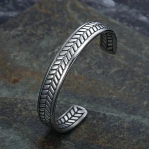 Wikinger Armreif antik silber mit Weizen Design seitliche Ansicht