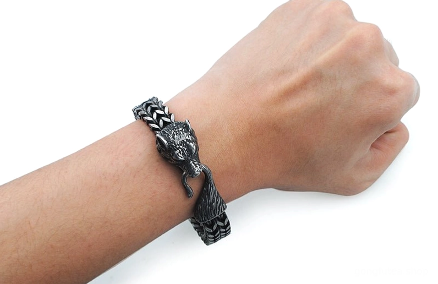 Maskuliner Wikinger Armreif Fenrir Wolf für Herren mit Retro Vintage Optik