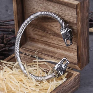 Wikinger Armreif mit Wolfsköpfen aus Edelstahl, verstellbar