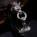 Handgefertigter Wikinger Armreif mit Mjölnir und Wolfs Symbolen aus Edelstahl und Leder