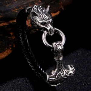 Handgefertigter Wikinger Armreif mit Mjölnir und Wolfs Symbolen aus Edelstahl und Leder