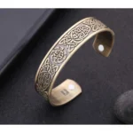 Wikinger Armreif mit nordischem Knotenmuster in Bronze Farbe