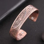 Wikinger Armreif Yggdrasil, detailierte Ansicht des Weltbaum Motivs