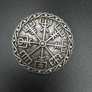 Wikinger Brosche Vegvisir mit Nordischer Kompass Rune aus Edelstahl