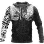 Wikinger Hoodie Gunnar mit schwarzem Grund, weißen Runen, Rabenmotiv und Keltenknoten