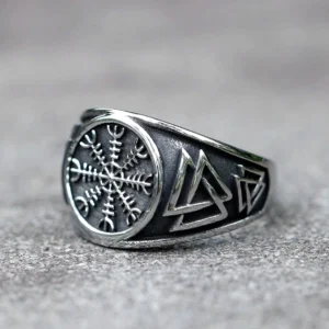 Wikinger Ring Aegishjalmur Detailansicht des nordischen Knoten Symbols