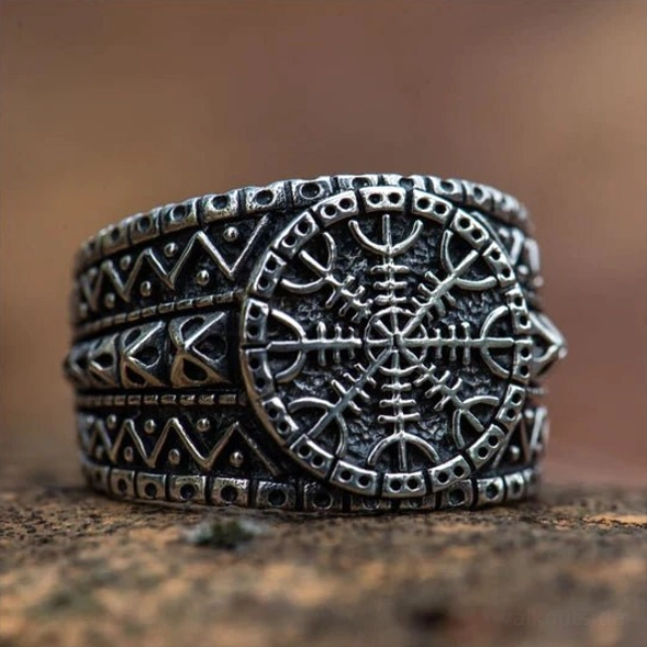 Wikinger Ring Aegishjalmur Helm der Furcht aus Edelstahl