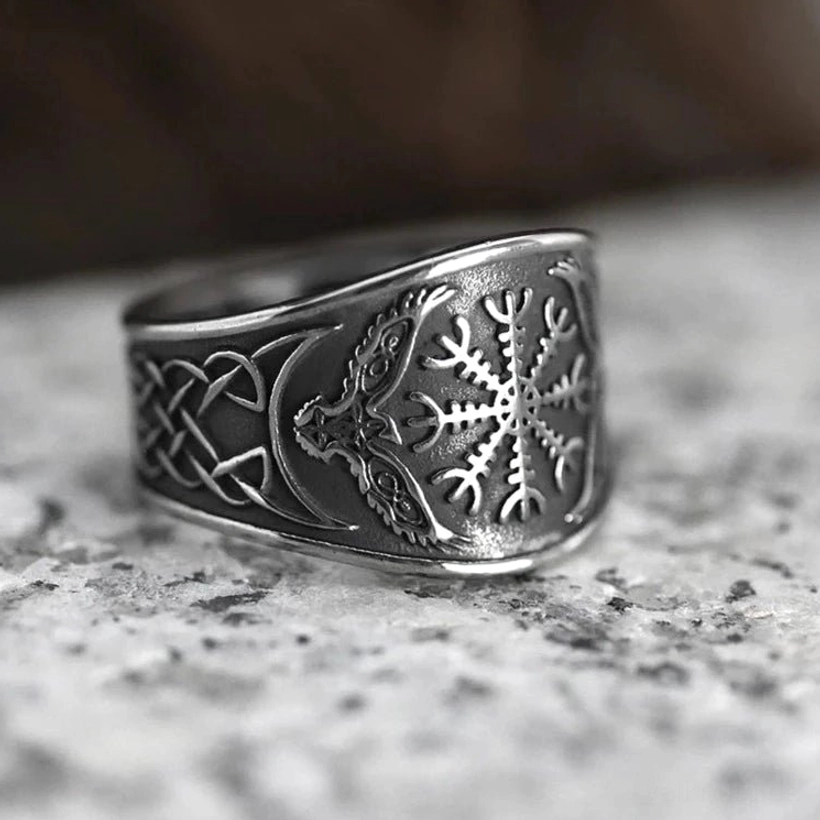 Wikinger Ring Aegishjalmur mit Odins Raben Huginn und Muninn aus 316L Edelstahl