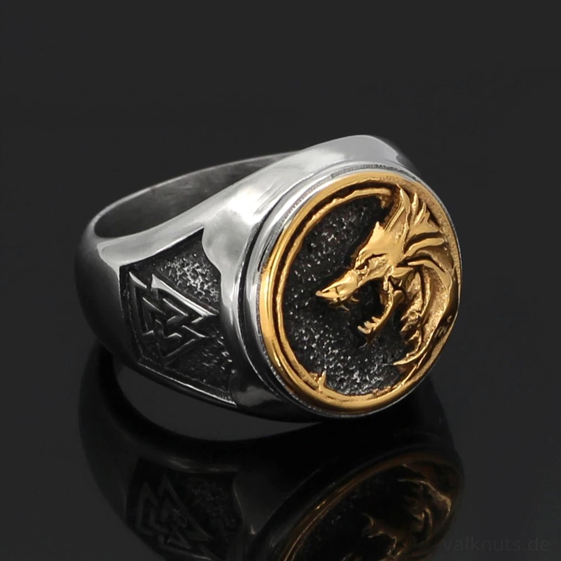 Wikinger Ring Fenrir Valknu goldfarben vorne Ansicht nordisches Amulett aus Edelstahl