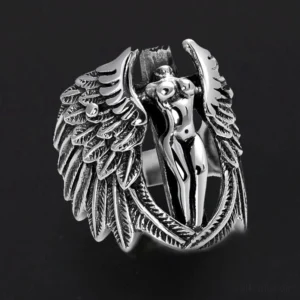 Freya Walküre Wikinger Ring auf der Hand getragen, Gesamtansicht