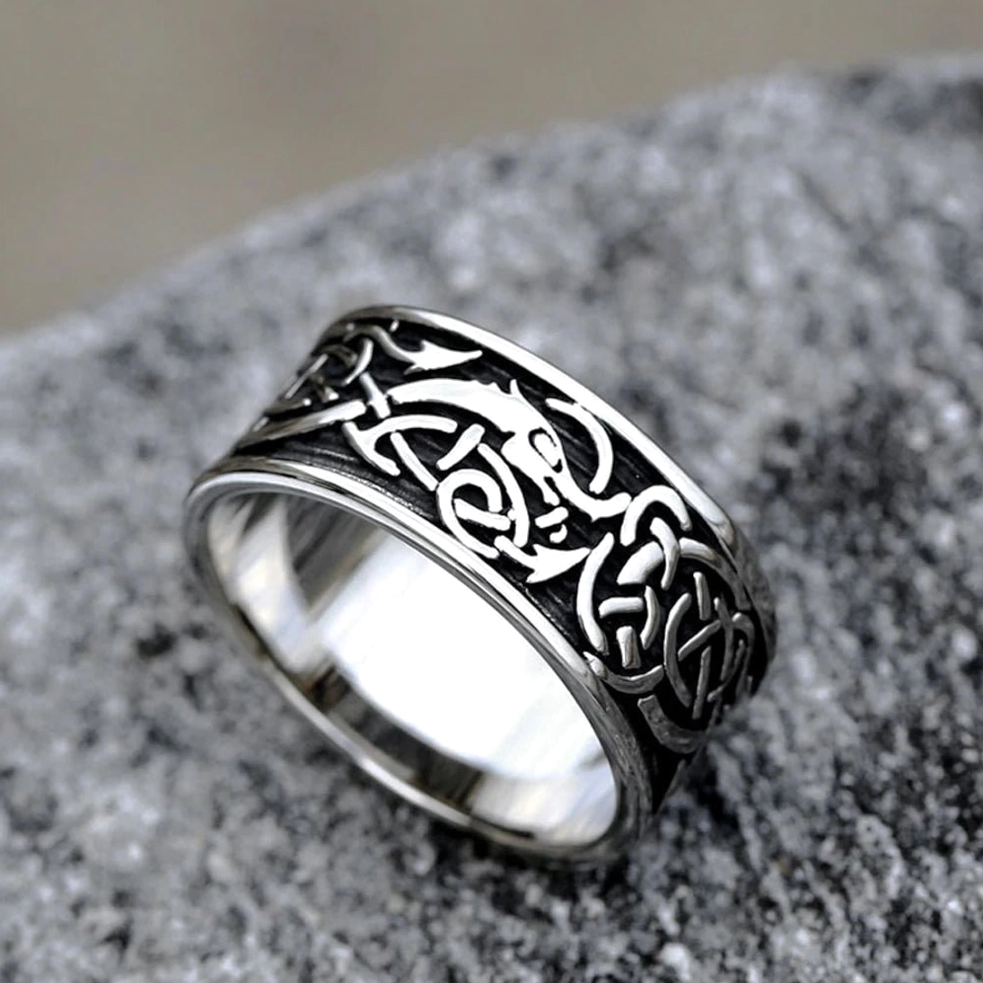Wikinger Ring Jormungandr aus Edelstahl mit keltischem Knoten Design
