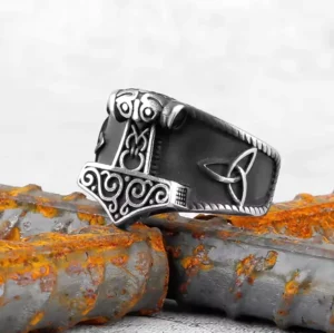 Wikinger Ring Mjölnir mit keltischem Knoten aus Edelstahl