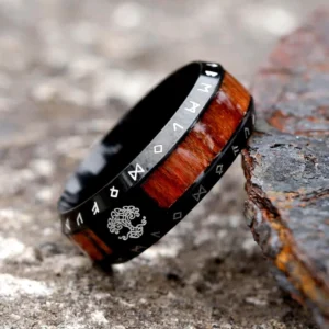 Wikinger Runen Ring mit Holzeinlage und Yggdrasil Weltbaum aus schwarzem Edelstahl