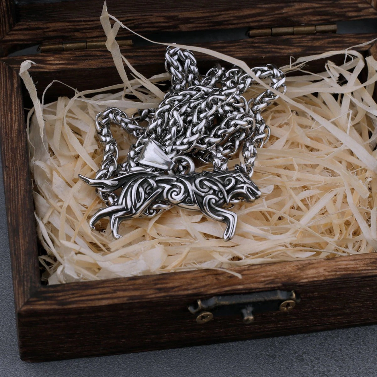 Wikinger Wolf Kette Fenrir in original Holz Geschenkverpackung