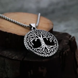 Yggdrasil Kette Gesamtdarstellung silberne Wikinger Halskette