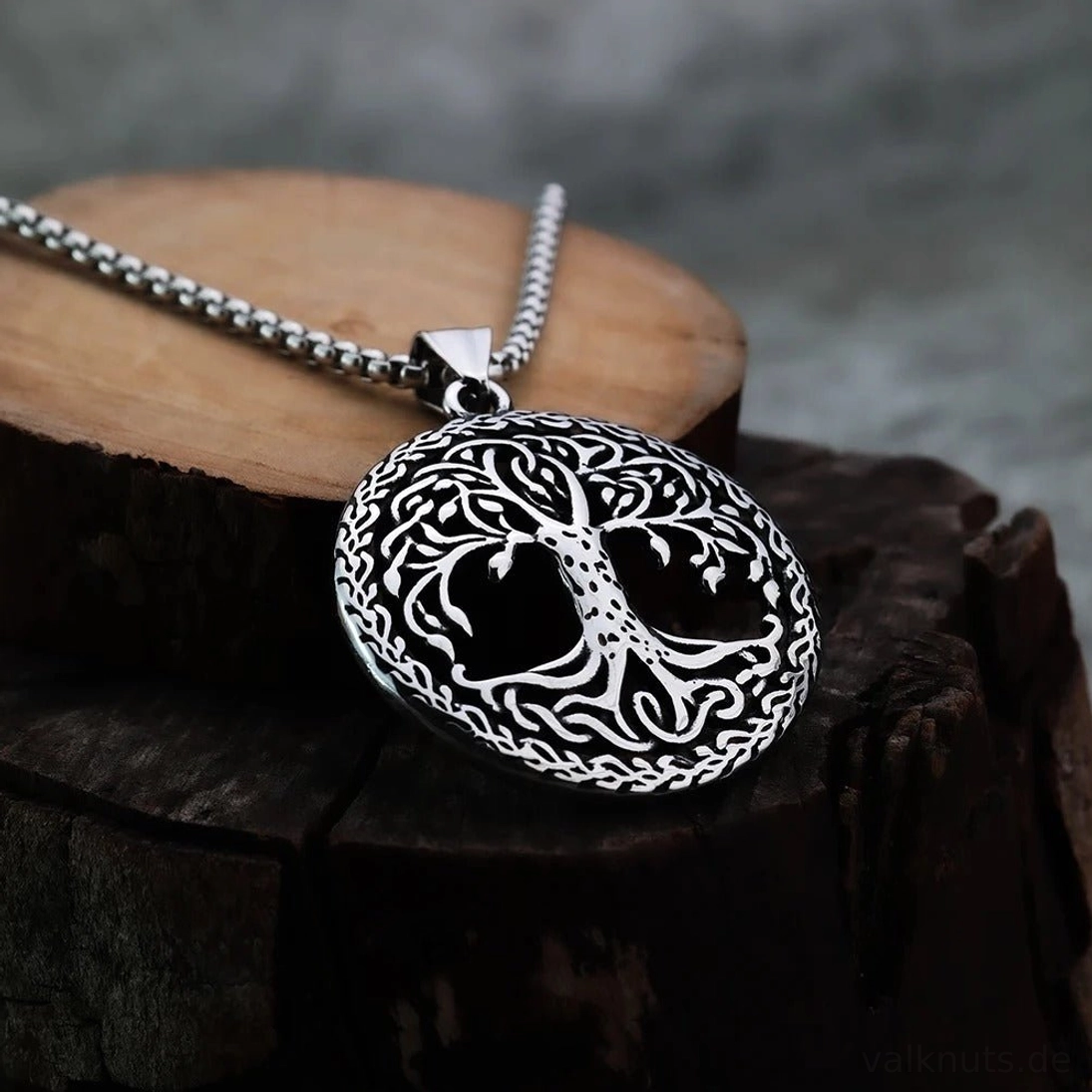 Yggdrasil Kette Gesamtdarstellung silberne Wikinger Halskette