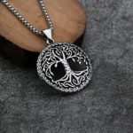 Yggdrasil Kette Wikinger Lebensbaum Pendant Detail